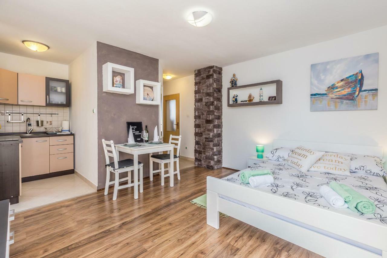 Apartmán Studio Apartman Magdalena Omišalj Exteriér fotografie